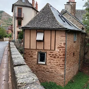 https://la-maison-des-vignes.midi-pyreneeshotels.com