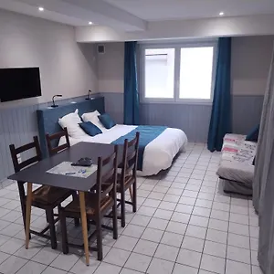https://latre-frres-location.midi-pyreneeshotels.com
